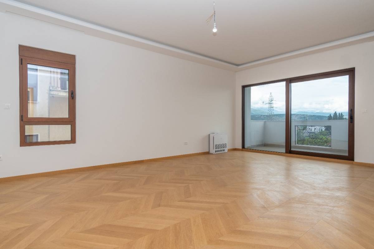 Podgorica, Gorica C, three-bedroom apartment 142m²